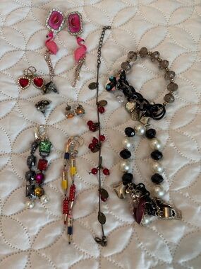 Betsy Johnson Bundle Designer Fashion Jewelry Vintage 6 prs Earrings 3 Bracelets